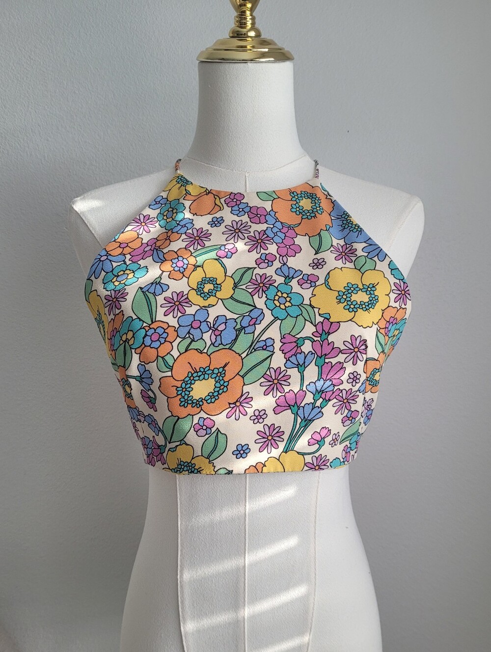 Zara Retro 70s Floral Halter Crop Top Open Tie Back Pastel Groovy Daisy XS Boho